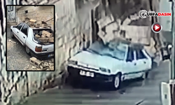 Şanlıurfa'da Duvarın Otomobilin Üzerine Devrildiği Anlar Kameraya Yansıdı