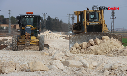 Şanlıurfa'da 30 Mahallenin Faydalanacağı Grup Yolunda Çalışma Sürüyor