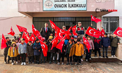 Şanlıurfa'da Jandarma, Öğrencilerin "İlk Dersim Bayrak" Etkinliğine Katıldı