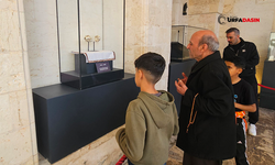 Şanlıurfa'da Dergah Camiinde  Sakal-ı Şerif Ziyarete Açıldı