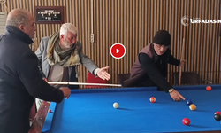Şanlıurfa Akçakale'de İhtiyarların Bilardo Keyfi!