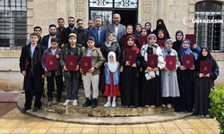 Şanlıurfa Viranşehir’de Hafızların Mezuniyet Sevinci