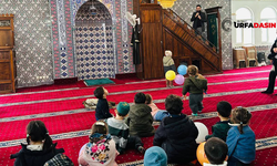 Minik Öğrenciler Fakirullah Camii’nde