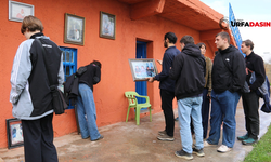 Avrupa'dan Gelen Gençler, Öcalan’ın Urfa'daki Doğduğu Evi Ziyaret Etti