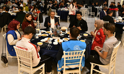 Şanlıurfa Valisi Şıldak, Sporcu ve Gençlerle İftarda Buluştu