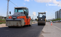 Şanlıurfa'da Buluntu Hoca Bulvarı’nda Asfalt Çalışması Sürüyor