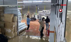Şanlıurfa'da Sel Suları Tekstil Fabrikasını Bastı, Ürünler Su İçinde Kaldı