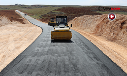 Şanlıurfa’da Kırsalı Bağlayan Modern Grup Yolunda Asfalt Çalışmaları Tamamlandı