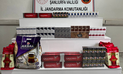 Şanlıurfa'da Kaçak Binlerce Paket Sigara ve Çay Ele Geçirildi