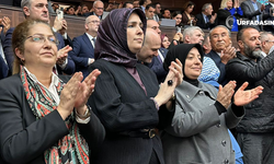 Vildan Polat, AK Parti Grup Toplantısına Katıldı Milletvekili Arkadaşlarıyla Hasret Giderdi