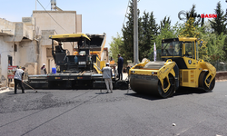 Şanlıurfa'da Kısas-Yardımcı Yolunda Asfalt Serimine Başladı