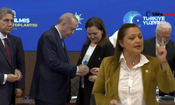 CHP'li Belediye Başkanı Burcu Köksal AK Parti'ye Geçti Rozetini Erdoğan Taktı