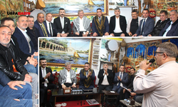 Davutoğlu, İstanbul’da Urfa Sıra Gecesine Katıldı Türkü Söyledi