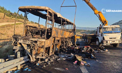 Kurban Bayramı Dönüşü Kahreden Kaza: 8 Kişi Hayatını Kaybetti 33 Kişi Yaralandı