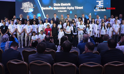 Şanlıurfa'da DicleFest Heyecanı Topçu Meydanı’nda Başladı