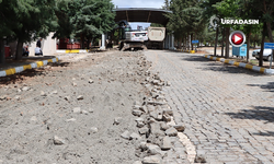 Şanlıurfa Yeni Asri Mezarlıkta Bazalt Taş Yerine Sıcak Asfalt Serilecek