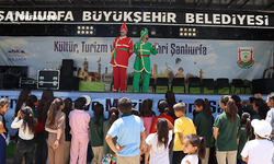 Şanlıurfa'da Sanat ve Gastronomi Tırı, Köy Çocuklarını Eğlendirdi