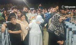 Şanlıurfalı Hacılar Çiçeklerle Karşılandı