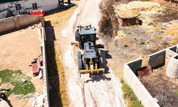 Harran'da Kırsal Mahallelerde Asfalt Yol Çalışmaları Başladı