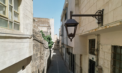 Şanlıurfa’nın Tarihi Sokakları Şimdi Nostaljik Işıklarla Aydınlatılacak