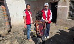 Şanlıurfa Vakıflar Bölge Müdürlüğünden Annesiyle Hurda Toplayan Ayşe'ye Destek Eli