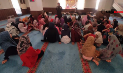 Şanlıurfa'da Çocuklara Hem Kuran Öğretiliyor Hem Hayata Dair Bilgiler Aktarılıyor