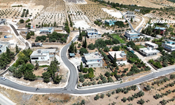 Karaköprü İsolar Kırsal Mahallesi'nde Stabilize Malzeme Serimi Başladı