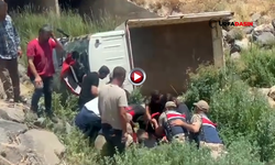Şanlıurfa'da Kamyonet Köprüden Dereye Uçtu: 4 Yaralı
