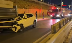 Şanlıurfa'da Otomobil Tıra Arkadan Çarptı: 2 Yaralı