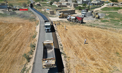 Şanlıurfa'da Sınırın Sıfır Noktasındaki Mahalleler İlk Kez Sathi Asfaltla Buluştu