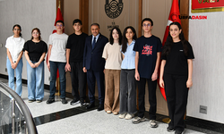 Şanlıurfa Vali Şıldak, LGS ve YKS’de Dereceye Giren Öğrencileri Misafir Etti