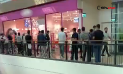 Şanlıurfa'da Alışveriş Merkezinde Gençler Arasında Kavga