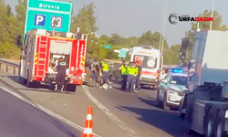 Şanlıurfa'da Otomobil Bariyere Çarparak Hurdaya Döndü: 1 Ölü, 1 Yaralı