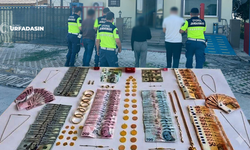 Şanlıurfa'da Kendilerini Polis Olarak Tanıtıp Dolandırıcılık Yapan 3 Şüpheli Yakalandı