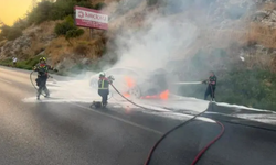 İtfaiyecilerin İlk Kez Başına Geliyor, Elektrikli Aracı Söndürmek 12 Saatlerini Alıyor