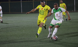Şanlıurfa’da 35 Yaş Üstü Masterler Futbol Turnuvası Yarı Final Karşılaşmaları Başladı