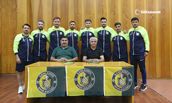 Şanlıurfaspor, Anlaştığı Futbolculara İmza Töreni Düzenledi