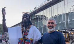 Mehmet Tekçe, Suruçlu Akrabasını Almanya'da Buldu Mutluluğu Yüzünden Okundu