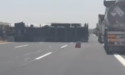 Şanlıurfa'da Akaryakıt Yüklü Tır Devrildi: 1 Yaralı