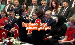 Öğrenciler, Cumhurbaşkanı Erdoğan İle Türkü Söyledi