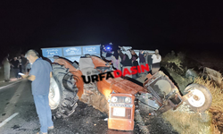 Şanlıurfa'da Trafik Kazasında Traktör İkiye Bölündü:3 Yaralı