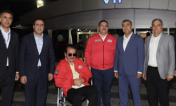 Cumhurbaşkanı Erdoğan'ın Programına Katılmak İçin Tatlıses de Şanlıurfa'ya Geldi
