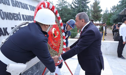 Şanlıurfa'da 29 Ekim Cumhuriyet Bayramı Kapsamında Şehitlikte Tören Düzenlendi