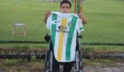 Engelli Maaşını Şanlıurfaspor'a Bağışladı