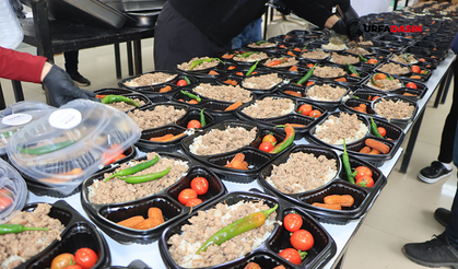 Şanlıurfa'da Ramazan Ayının İlk İftarı İçin Hazırlıklar Tamamlandı