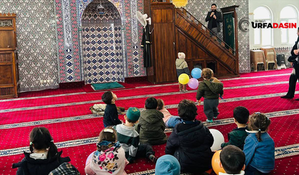 Minik Öğrenciler Fakirullah Camii’nde