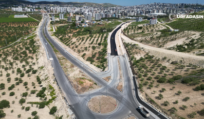 Şanlıurfa’da Balıkayağı-Azerbaycan Bulvarında Sıcak Asfalt Çalışması