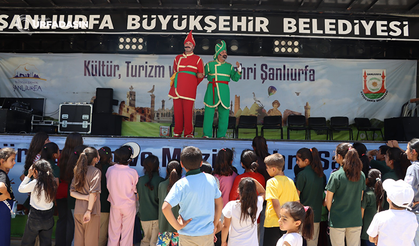 Şanlıurfa'da Sanat ve Gastronomi Tırı, Köy Çocuklarını Eğlendirdi