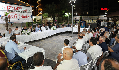 Karaköprü'de Halk Buluşmalarıyla Vatandaşların Sorunları Dinleniyor