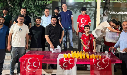 MHP Akçakale Teşkilatı’ndan Mevlit Kandili’nde Tatlı İkramı